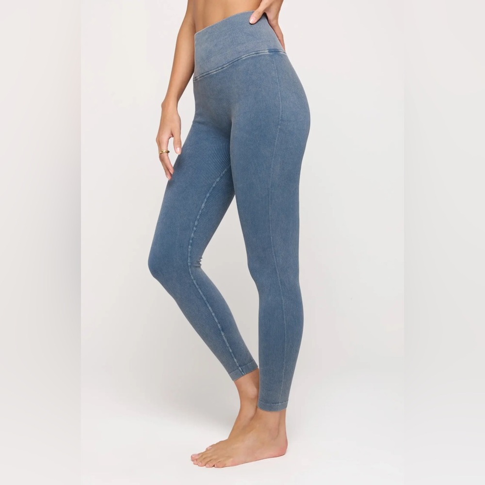 SPIRITUAL GANGSTER Love Sculpt 7/8 Legging Orion Blue yoga denim distressed chic - Picture 6 of 6